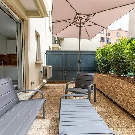 At In Clermont, Place De Jaude Appartement Clermont-Ferrand