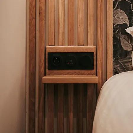 At In Clermont, Place De Jaude Daire Clermont-Ferrand