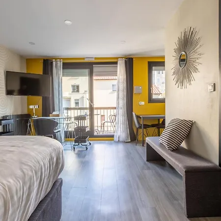 Appartement At In Clermont, Place De Jaude Clermont-Ferrand