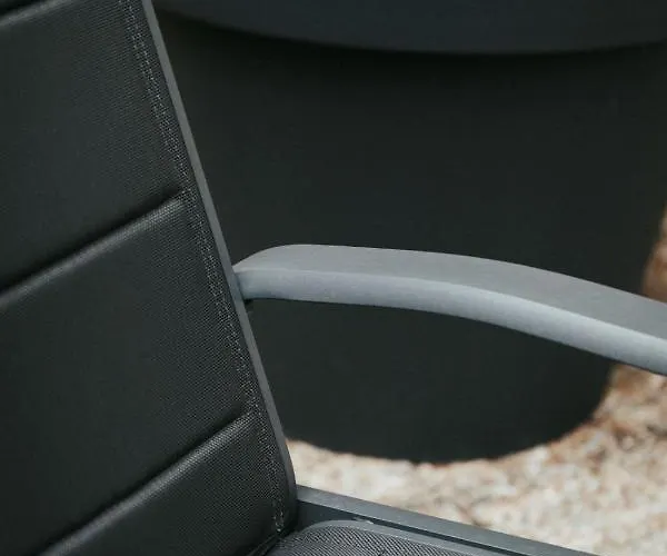 At In Clermont, Place De Jaude Clermont-Ferrand