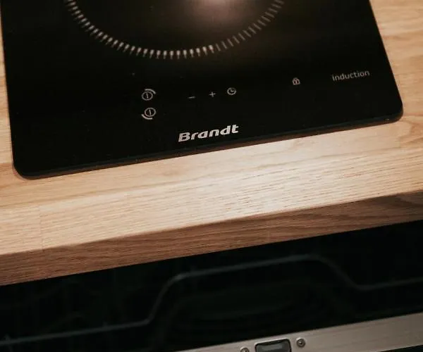 At In Clermont, Place De Jaude * Clermont-Ferrand