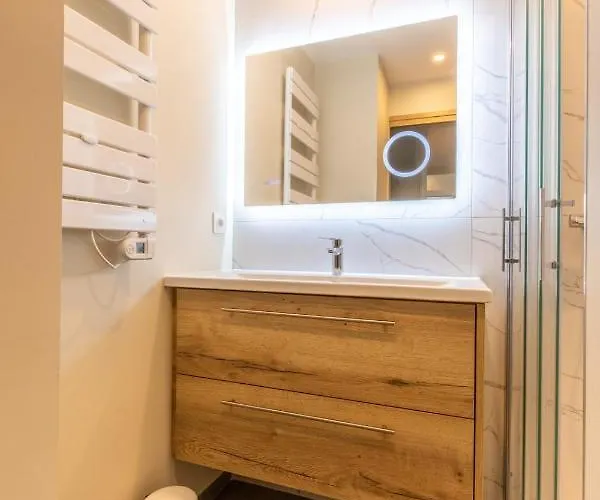 At In Clermont, Place De Jaude *